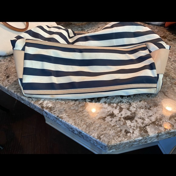 Kate spade purse - Picture 4 of 6